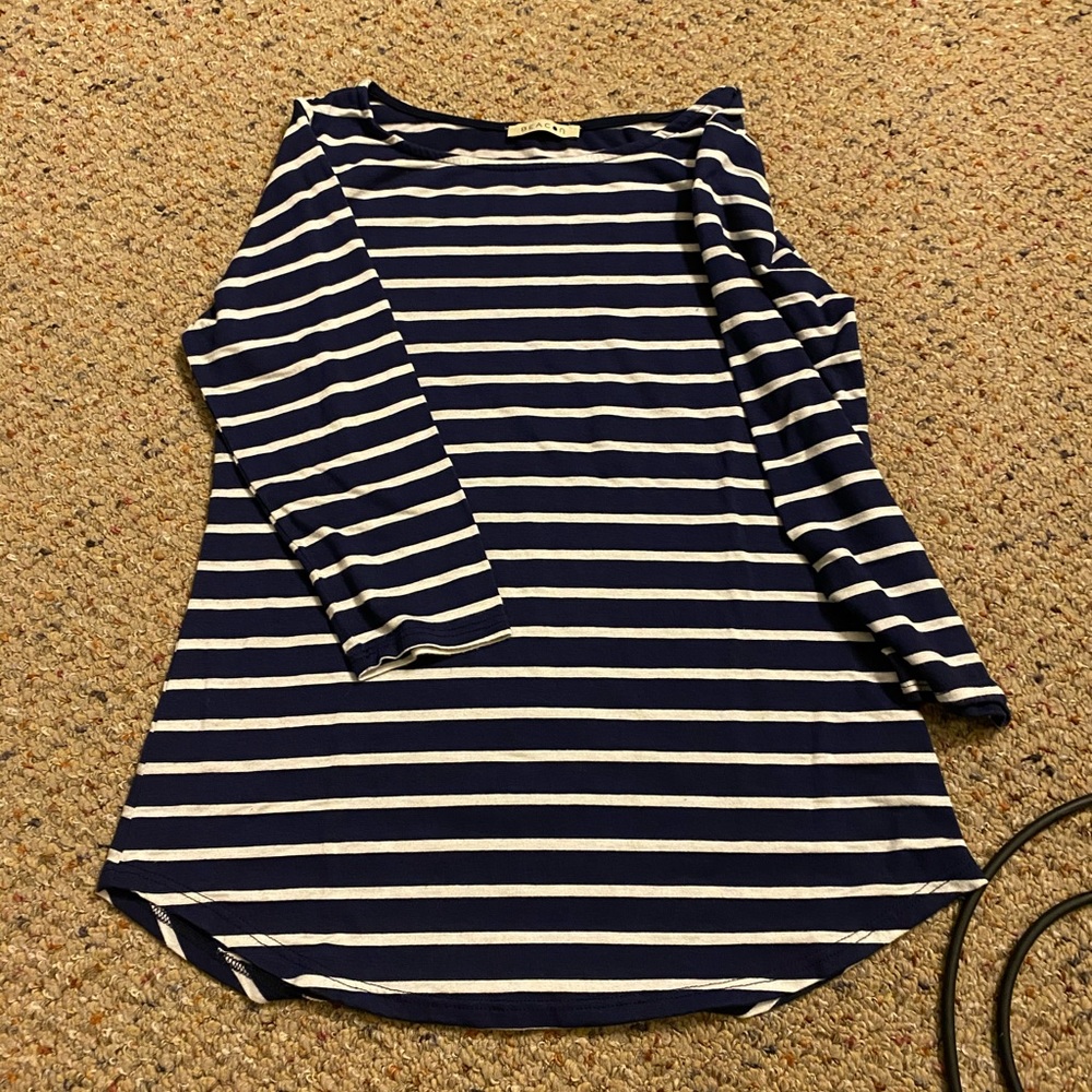 Quarter length tee